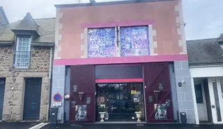  LOCAL COMMERCIAL 200 m² LAMBALLE