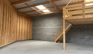  CELLULE D'ACTIVITES PLEURTUIT 135 m²