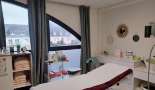  BUREAUX 90 m² QUIMPER