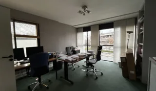 BUREAUX 163 M² NANTES