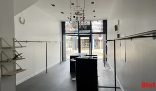  LOCAUX COMMERCIAUX 57 M² LA BAULE ESCOUBLAC