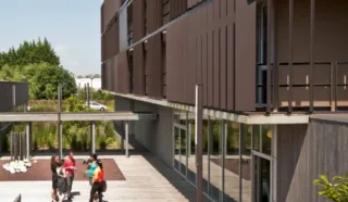  BUREAUX avec services 25 m² TREGUEUX