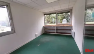  BUREAUX 123 M² NANTES