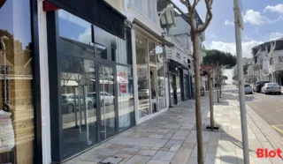  LOCAUX COMMERCIAUX 57 M² LA BAULE ESCOUBLAC