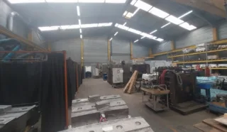  VANNES LOCAL D'ACTIVITÉS INDÉPENDANT VANNES 700 m²