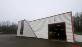  LOCAUX D'ACTIVITÉS 250 M² HERIC