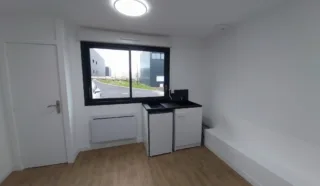  LOCAL D'ACTIVITÉS THEIX 125 m²