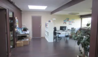  BUREAUX 1 145 m² SAINT-MARTIN-DES-CHAMPS