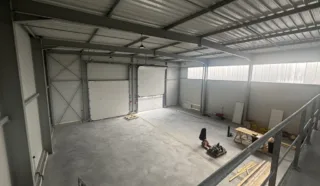  LOCAUX D'ACTIVITÉS 197 M² SAINTE LUCE SUR LOIRE