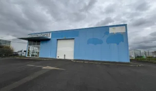  LOCAUX D'ACTIVITÉS 205 M² LE PALLET
