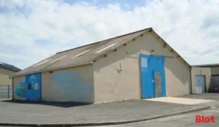  LOCAL D'ACTIVITÉS COMMERCIAL 230 m² CANCALE