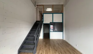  EN EXCLUSIVITE LOCAL D'ACTIVITES RENNES Route de Lorient 158 m²