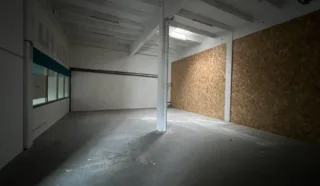  EN EXCLUSIVITE LOCAL D'ACTIVITES RENNES Route de Lorient 158 m²