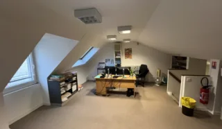  BUREAUX 395 M² NANTES