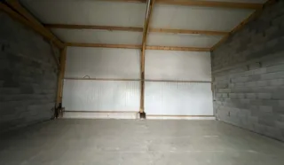  LOCAL D'ACTIVITES SAINT-GILLES 160 m²