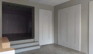  LOCAUX COMMERCIAUX DINAN Centre-ville historique 66 m²