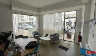  LOCAUX COMMERCIAUX 59 M² LA BAULE ESCOUBLAC