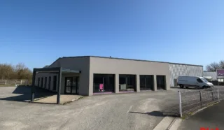  LOCAUX D'ACTIVITÉS 1 460 M² HERIC