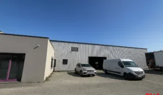  LOCAUX D'ACTIVITÉS 1 460 M² HERIC