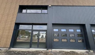  LOCAL D'ACTIVITES SAINT-GILLES 205 m²