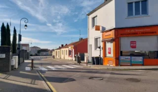  LOCAUX 194 M² SAINT MICHEL CHEF CHEF