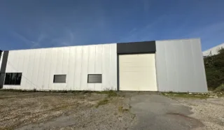  LOCAL D'ACTIVITES 730 m² LORIENT