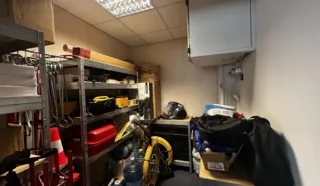  BUREAUX 140 M² CARQUEFOU