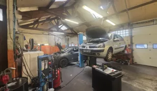  LOCAUX D'ACTIVITÉS 160 M² NANTES