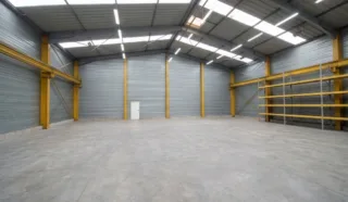  VANNES LOCAL D'ACTIVITÉS INDÉPENDANT VANNES 700 m²