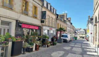  LOCAL COMMERCIAL 178 m² PONTIVY