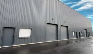  CELLULE D'ACTIVITES THORIGNE-FOUILLARD 175 m²