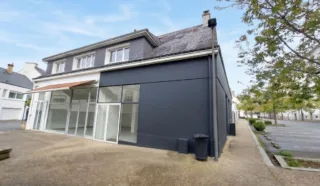  LOCAL COMMERCIAL 64 m² PONTIVY