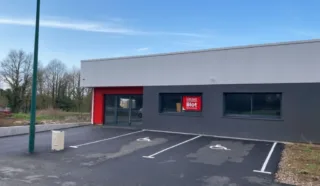  LOCAL D'ACTIVITÉS SAINT THURIAU 403 m²