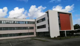  BUREAUX 636 m²