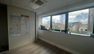  BUREAUX 87 m² SAINT-GREGOIRE
