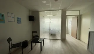  BUREAUX 87 m² SAINT-GREGOIRE