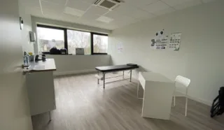  BUREAUX 87 m² SAINT-GREGOIRE