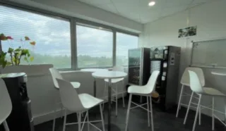  BUREAUX 2687 M² SAINT HERBLAIN