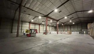  LOCAUX D'ACTIVITÉS 2 400 M² GENESTON