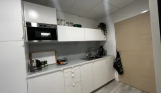  BUREAUX 98 M² NANTES