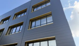  BUREAUX 192 m² PACE