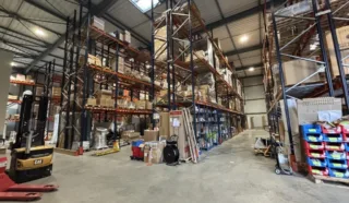  LOCAUX D'ACTIVITÉS 1 553 M² LA CHEVROLIERE