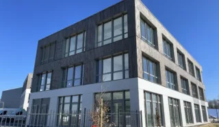  BUREAUX 219 m² PACÉ