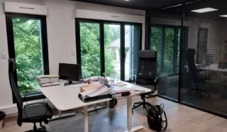  BUREAUX 380 m² LE RHEU