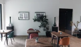  BUREAUX 380 m² LE RHEU