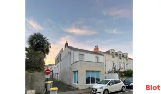  BUREAUX 262 M² NANTES