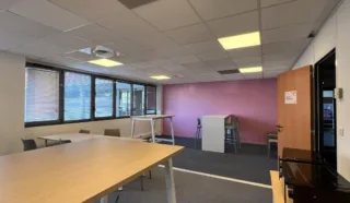  BUREAUX 636 m²