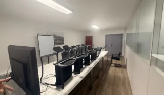  BATIMENT INDUSTRIEL GUICHEN 2500 m²