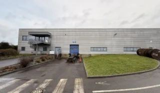  BATIMENT INDUSTRIEL GUICHEN 2500 m²