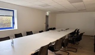  BATIMENT INDUSTRIEL GUICHEN 2500 m²